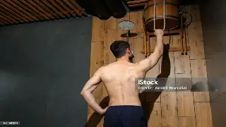 告别酸痛僵硬：魔都养生达人私藏的舒筋活络按摩手法大公开！