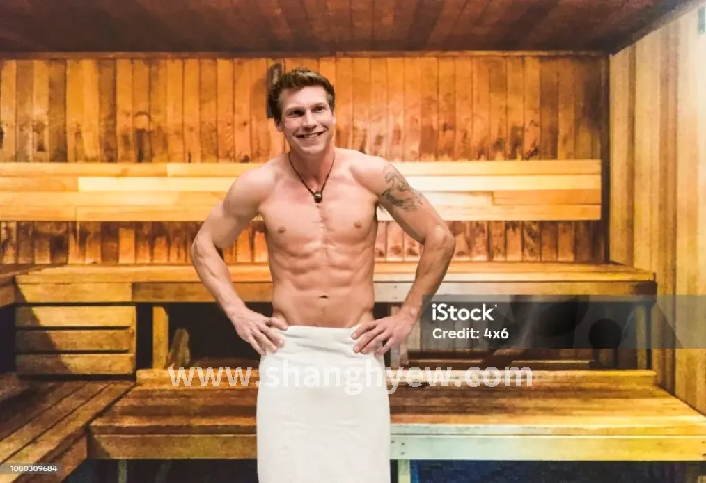 桑拿房内的蒸汽