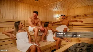 告别颈椎痛！上班族居家就能做的“偷懒”式自我按摩